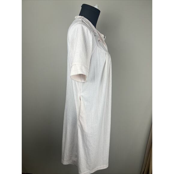 Miss Elaine Small Pale Pink Short Sleeve Button Up Robe Embroidered - Picture 6 of 9